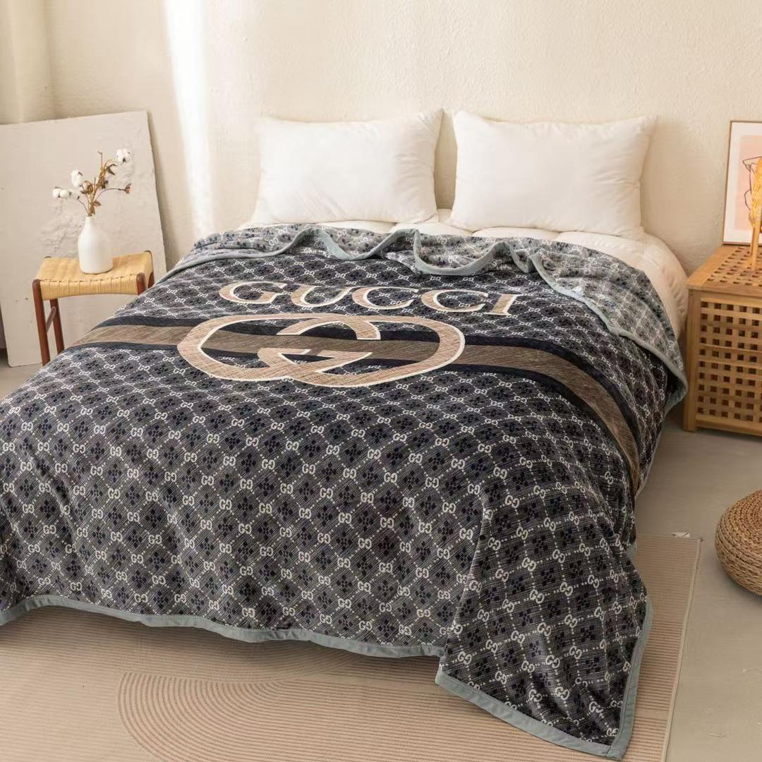 Supersoft Classic blanket King Size 220 x 240 Cms