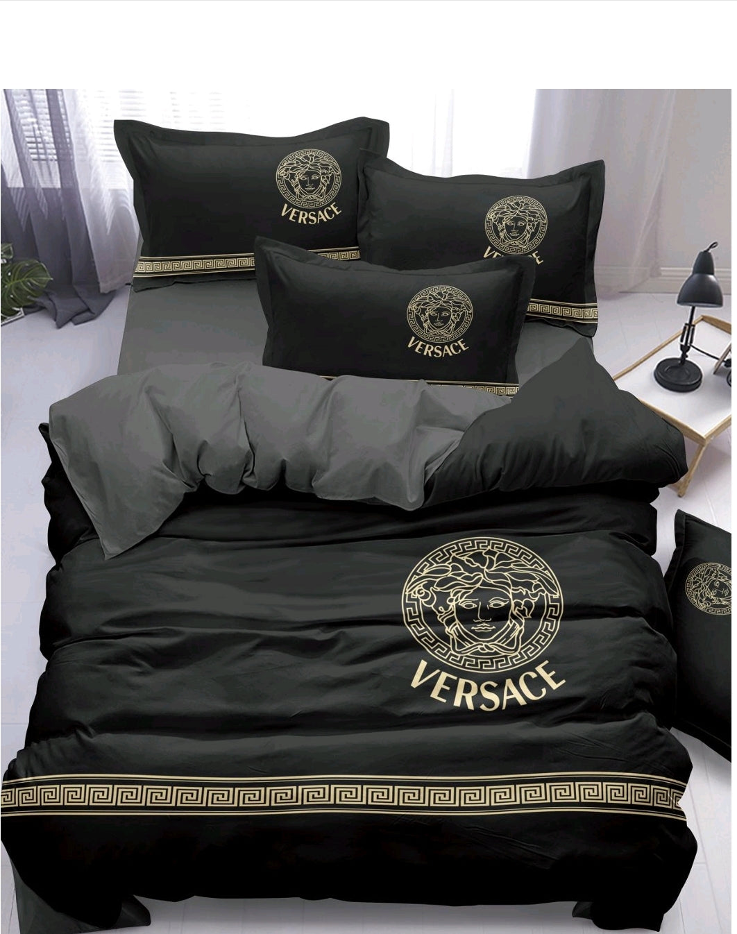 New 100% Comfortable 220 TC King Size Double Bedsheet Digital Print - 275 X 275 CM with 2 Pillow Covers - 3 Pcs Set