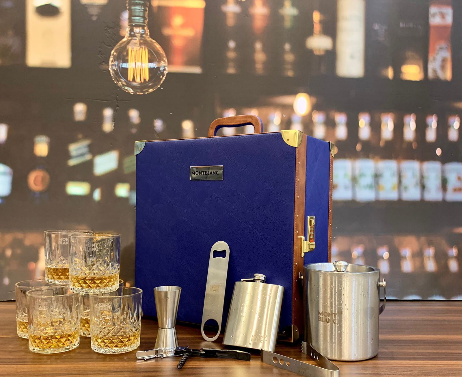 Premium Bar Set With Portable Leather Case.