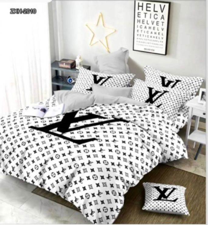 100% Comfortable 220 TC King Size Double Bedsheet Digital Print - 275 X 275 CM with 2 Pillow Covers - 3 Pcs Set